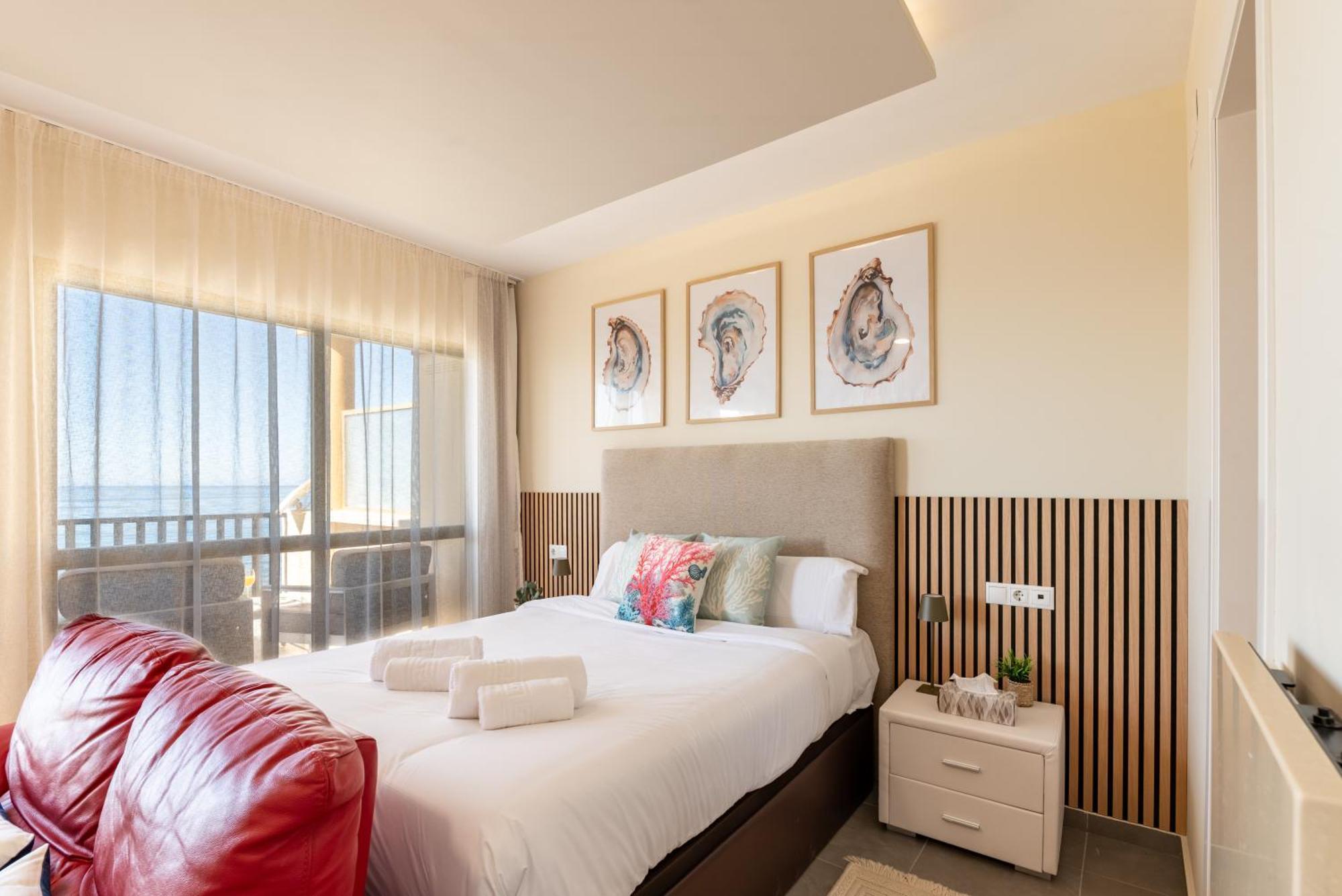 Oleholidays 843 Romana Playa Primera Linea De Playa * Marbella