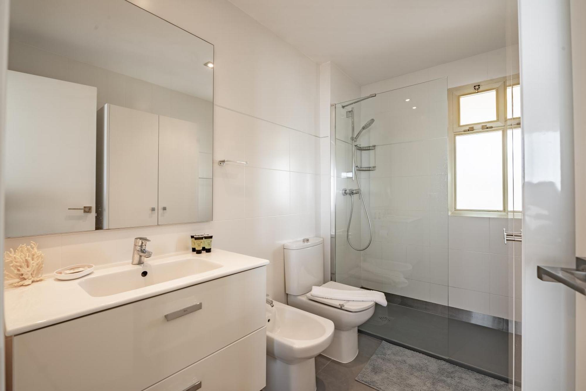 Oleholidays 843 Romana Playa Primera Linea De Playa Apartment Marbella