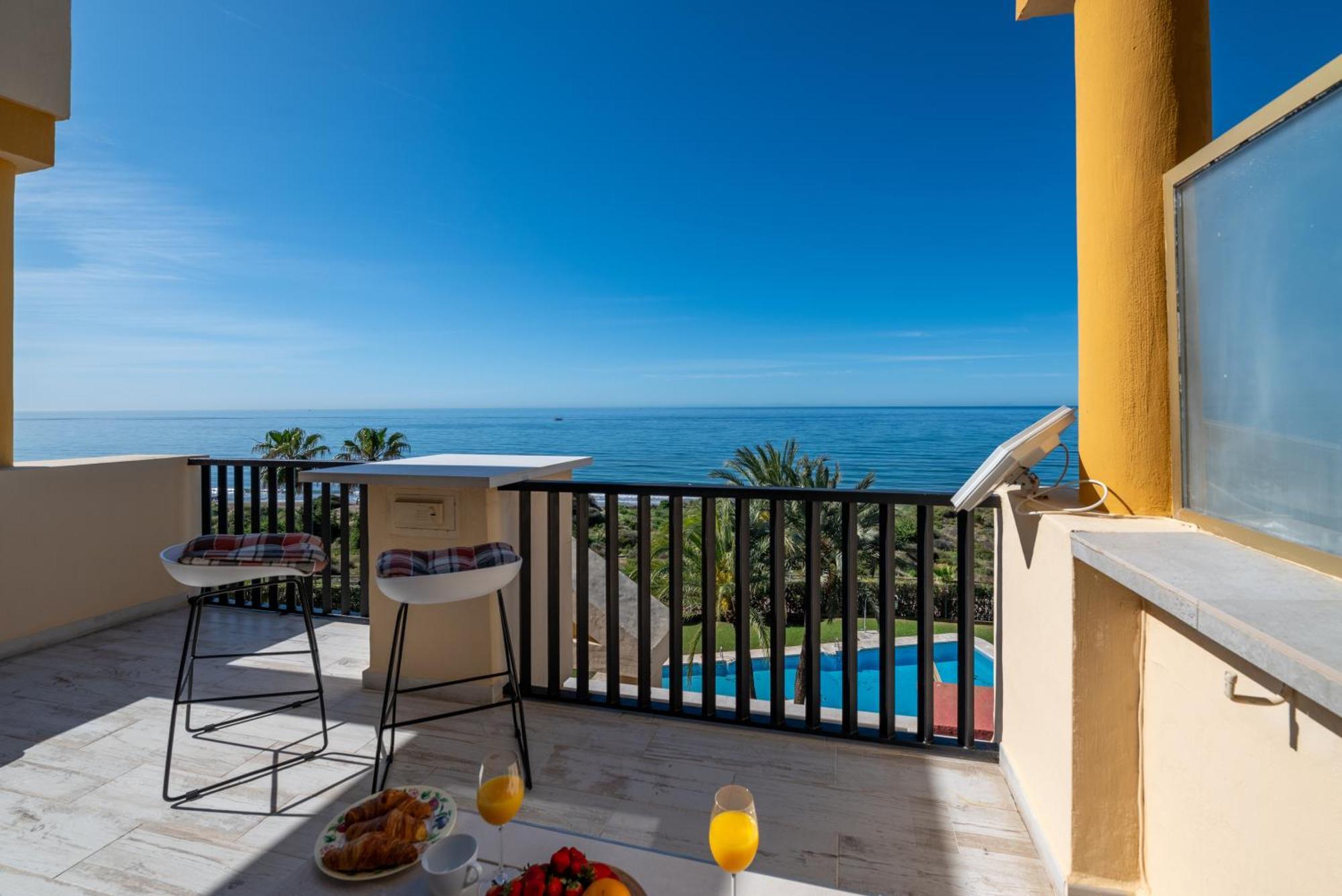 Oleholidays 843 Romana Playa Primera Linea De Playa Apartment