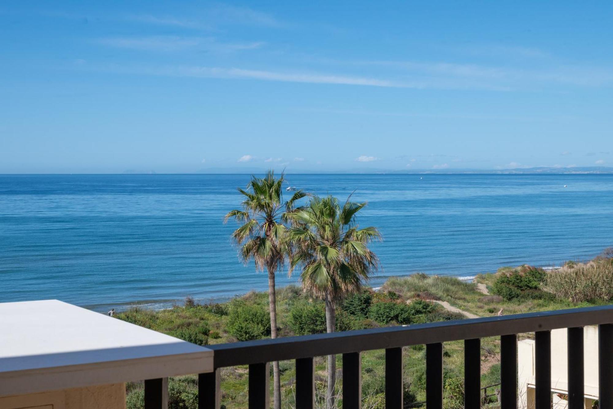 Oleholidays 843 Romana Playa Primera Linea De Playa Marbella